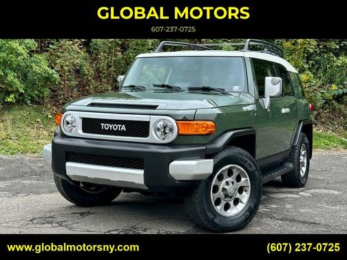 2013 Toyota FJ Cruiser Base