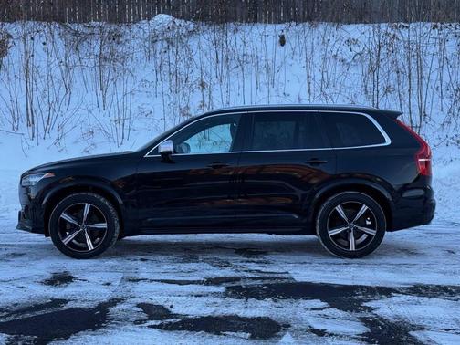 2016 Volvo XC90 T6 R-Design