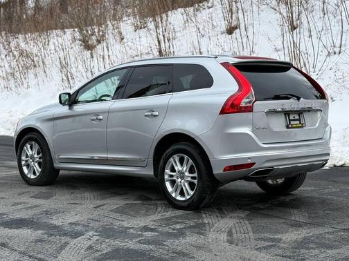 2015 Volvo XC60 T5 Platinum