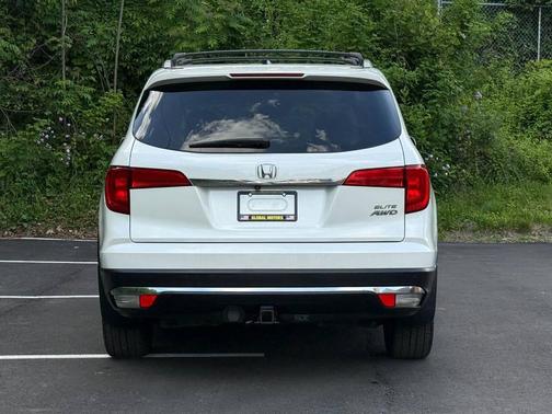 White Diamond Pearl 2016 Honda Pilot Elite
