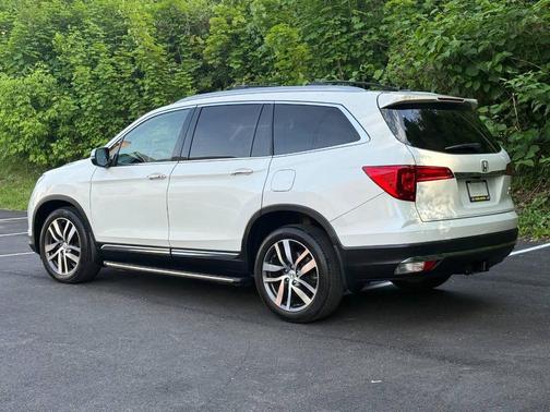White Diamond Pearl 2016 Honda Pilot Elite