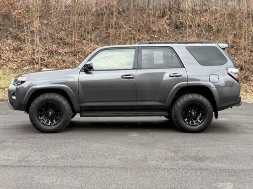 2019 Toyota 4Runner TRD Off Road Premium