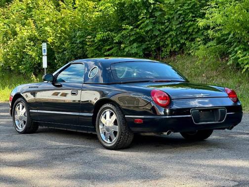 2002 Ford Thunderbird Deluxe