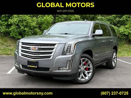 Pewter 2018 Cadillac Escalade Platinum