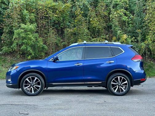 2017 Nissan Rogue SL