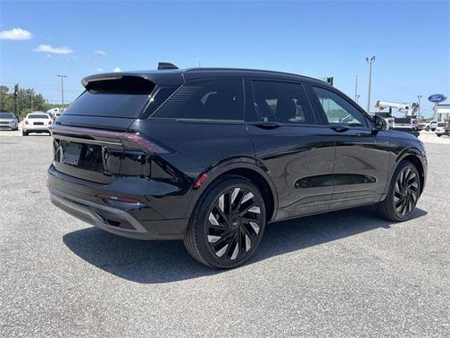 2024 Lincoln Nautilus Reserve
