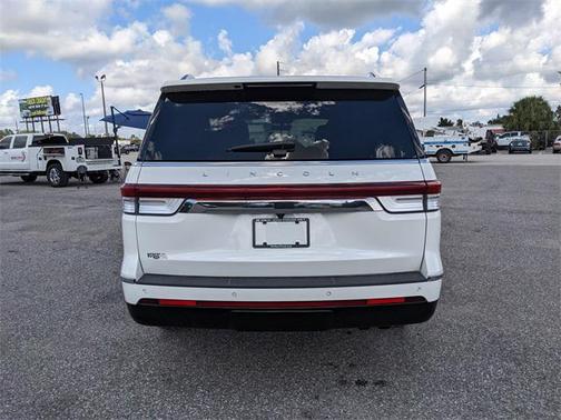 2023 Lincoln Navigator Reserve