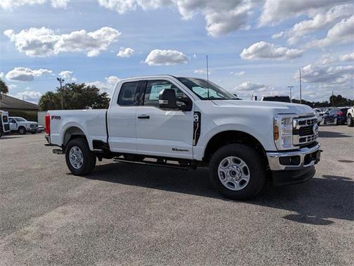 2026 Ford F-350 XLT