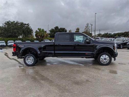 2026 Ford F-450 Platinum