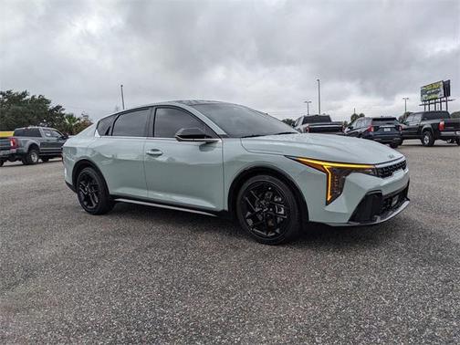 2025 Kia K4 GT-Line Turbo