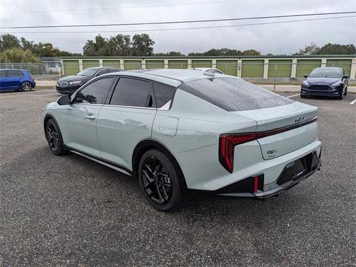 2025 Kia K4 GT-Line Turbo
