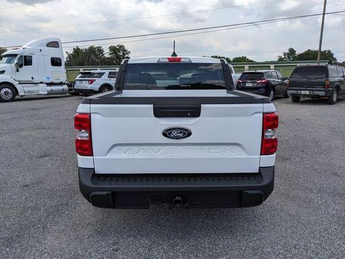Oxford White 2026 Ford Maverick XL