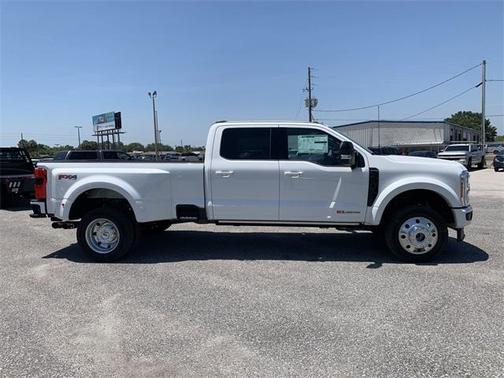 2025 Ford F-450 Platinum