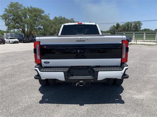 2025 Ford F-450 Platinum