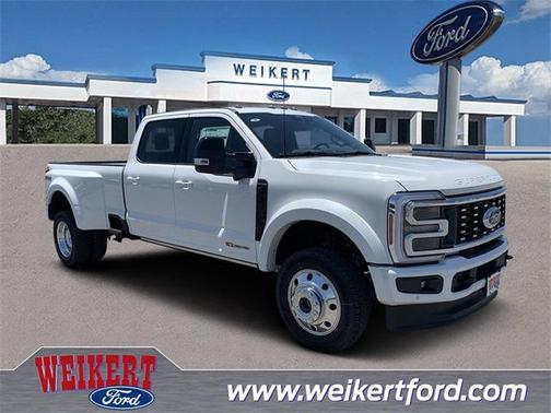 2025 Ford F-450 Platinum