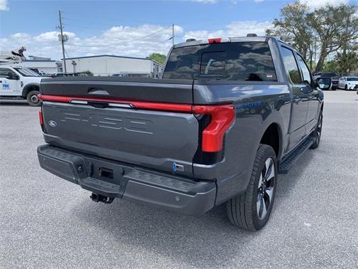 2025 Ford F-150 Lightning Platinum