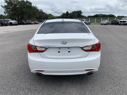2011 Hyundai SONATA SE