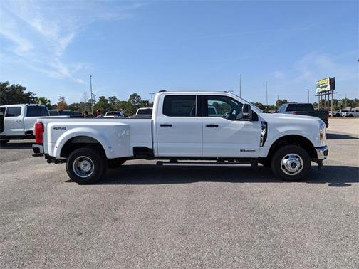 2026 Ford F-350 XLT