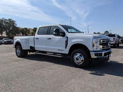 2026 Ford F-350 XLT
