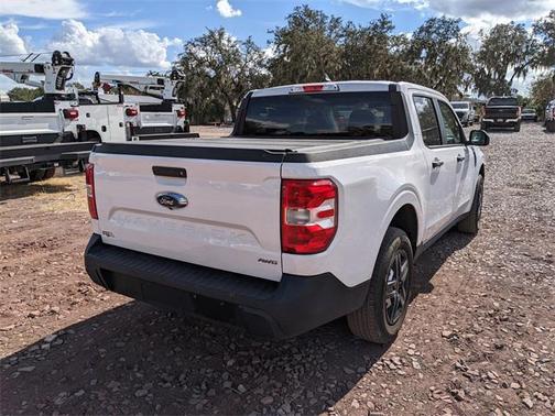 2022 Ford Maverick XL