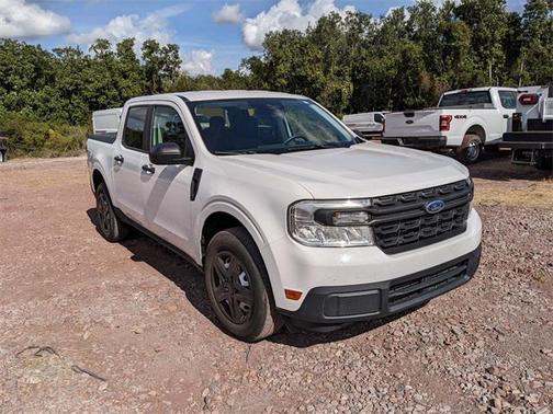 2022 Ford Maverick XL