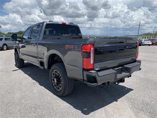 2025 Ford F-350 Platinum