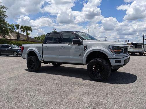Avalanche 2026 Ford F-150 XLT