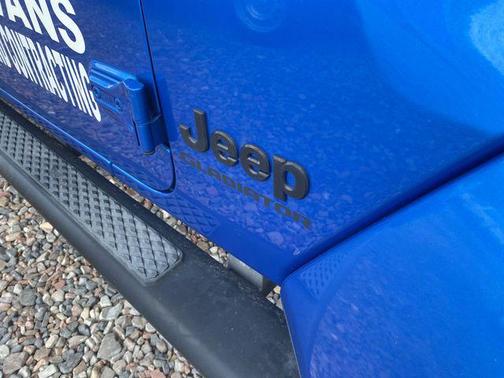 Hydro Blue Pearlcoat 2021 Jeep Gladiator Sport S