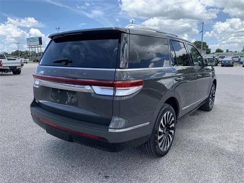 2024 Lincoln Navigator Black Label