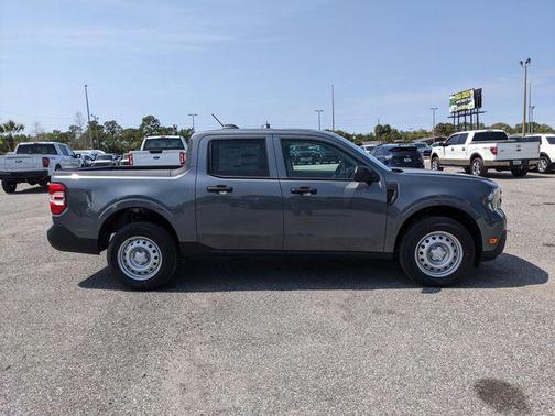 Carbonized Gray Metallic 2026 Ford Maverick XL