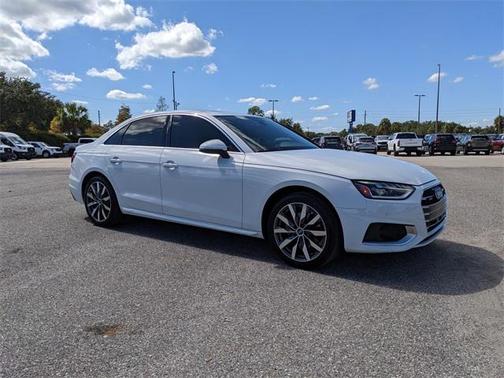 2022 Audi A4 40 Premium Plus