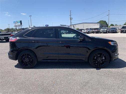 2024 Ford Edge ST