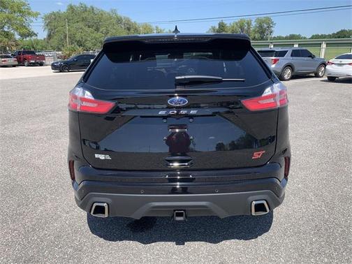2024 Ford Edge ST
