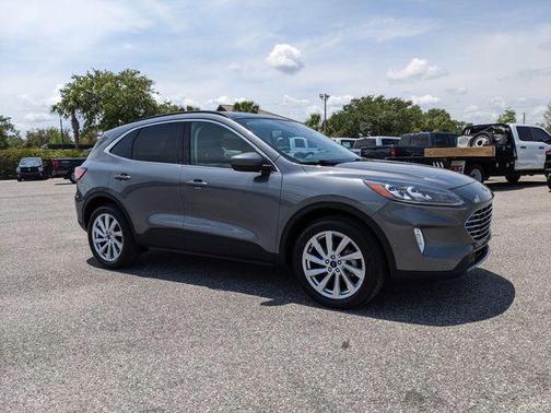 Carbonized Gray Metallic 2022 Ford Escape Titanium