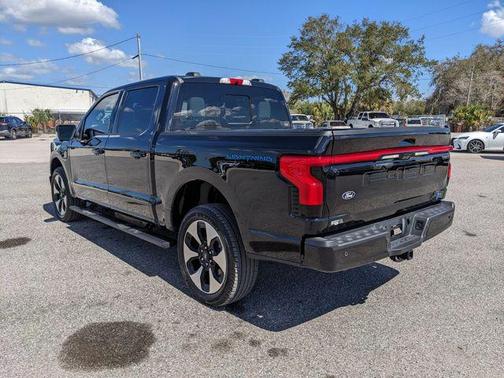 2025 Ford F-150 Lightning Platinum