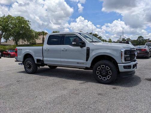 Avalanche 2026 Ford F-250 Platinum