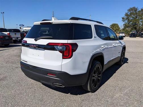 2022 GMC Acadia FWD SLT