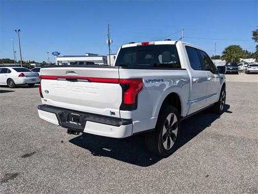 2025 Ford F-150 Lightning Platinum