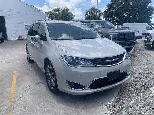 2017 Chrysler Pacifica Limited