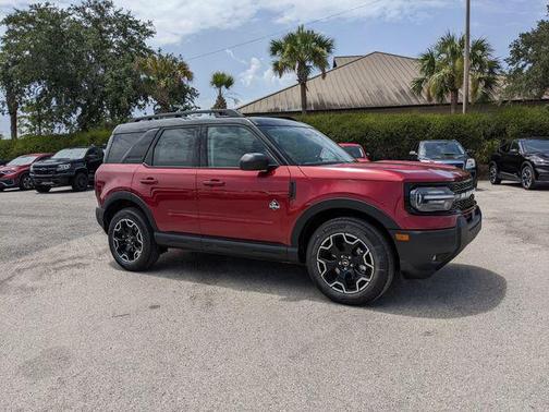 Ruby Red Metallic Tinted Clearcoat 2026 Ford Bronco Sport Outer Banks