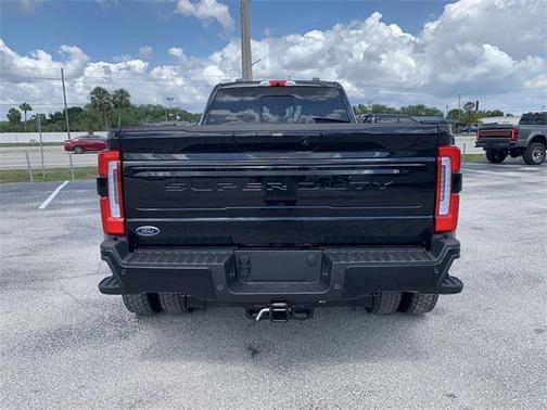 2025 Ford F-450 Platinum