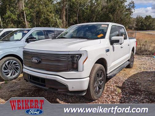 2025 Ford F-150 Lightning LARIAT