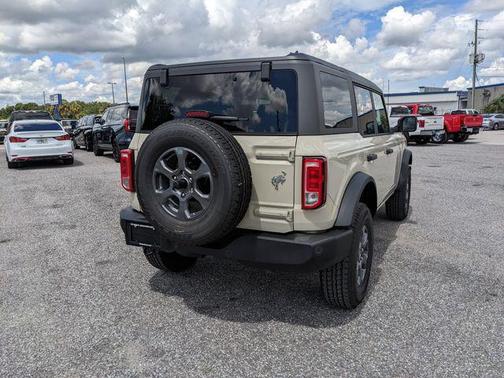 Desert Sand 2026 Ford Bronco Big Bend