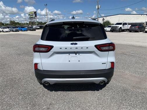 2026 Ford Escape PHEV SE