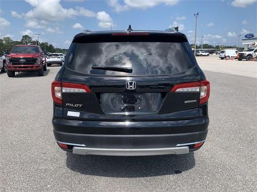 2019 Honda Pilot Touring 8-Passenger