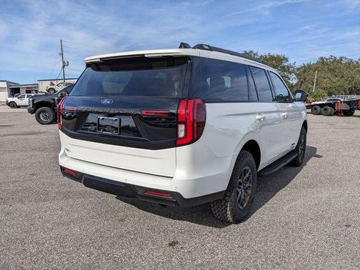 2025 Ford Expedition Tremor