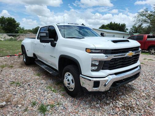 Summit White 2024 Chevrolet Silverado 3500 LT