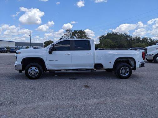 Summit White 2024 Chevrolet Silverado 3500 LT