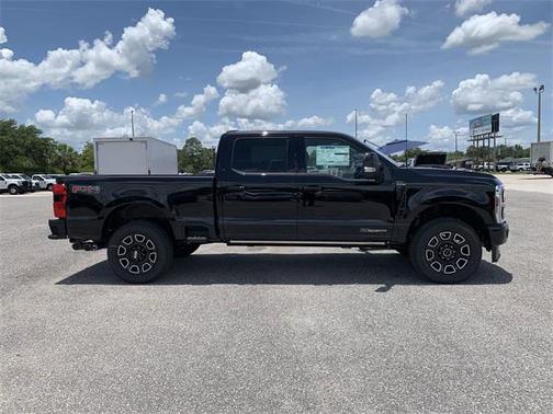 2025 Ford F-350 Platinum