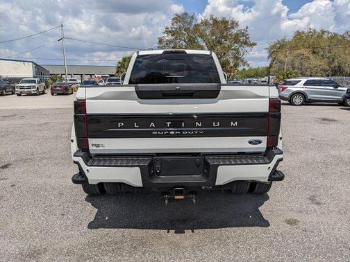 White Metallic 2022 Ford F-450 Platinum